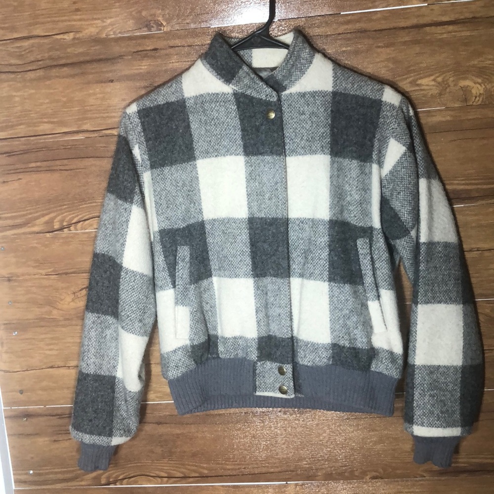 Vintage Woolrich Women’s wool blended jacket size small